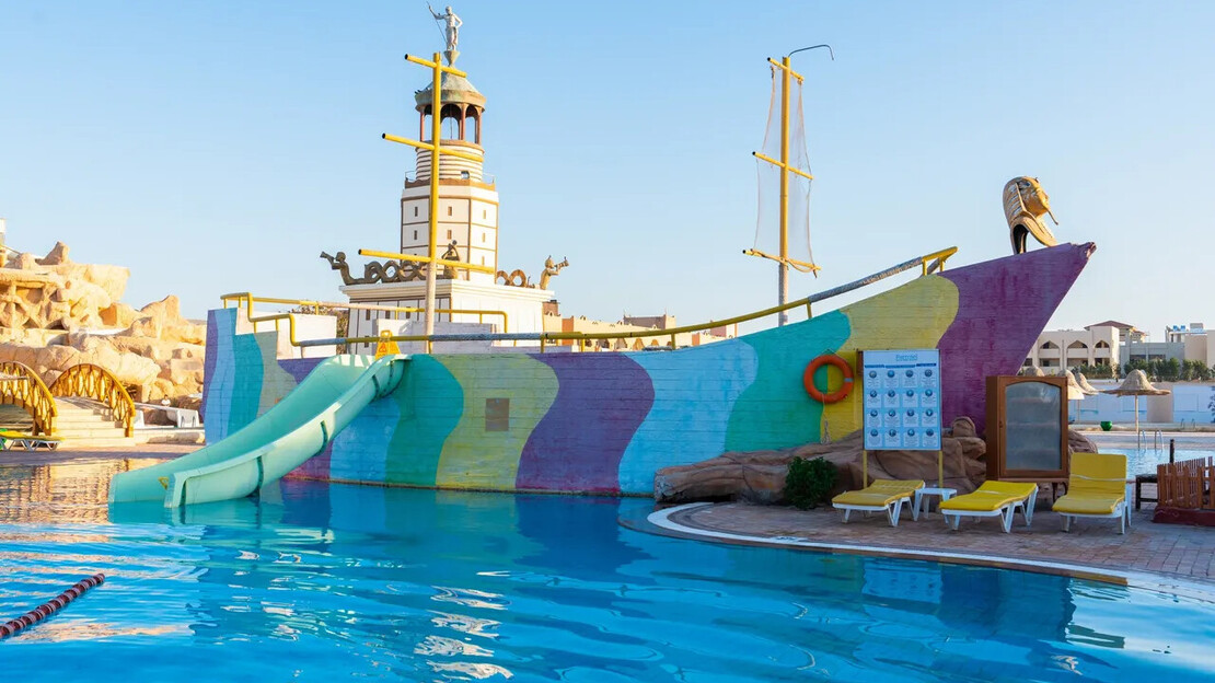 Parrotel Aqua Park Resort